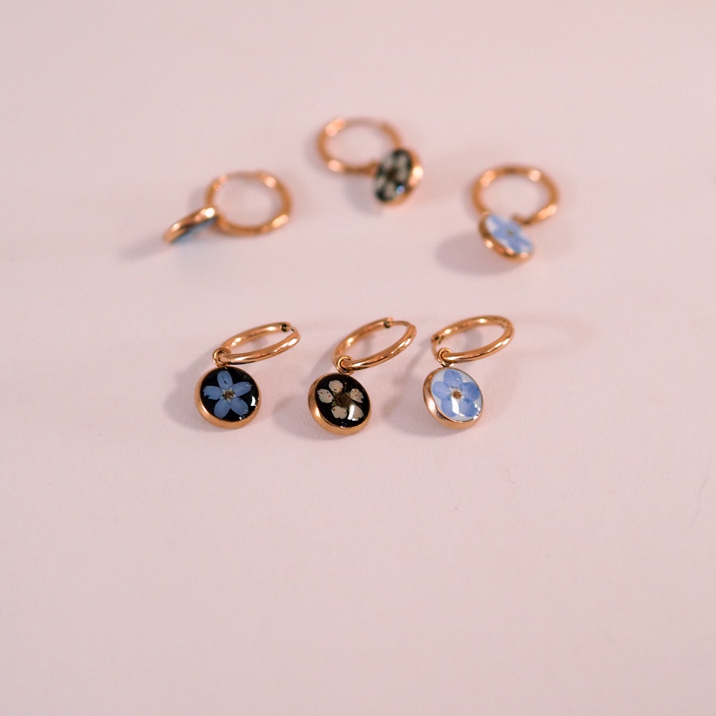 „Whimsy“ - Huggies mit echten Blüten, Edelstahl