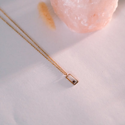 „Aira“ - Halskette mit echter Zwergspiere, Edelstahl