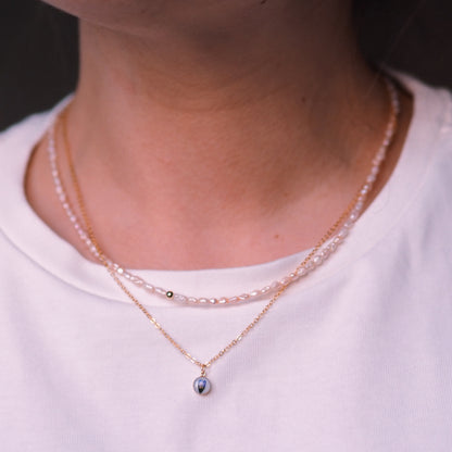 „Forget-Me-Not“ - feine Halskette mit echten Vergissmeinnicht, Anhänger 6mm, 14k Goldfilled