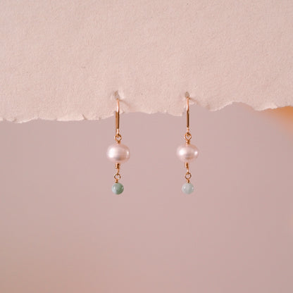 "Oh Mare" - Ohrringe mit Larimar und Süßwasserperle, 14k Goldfilled