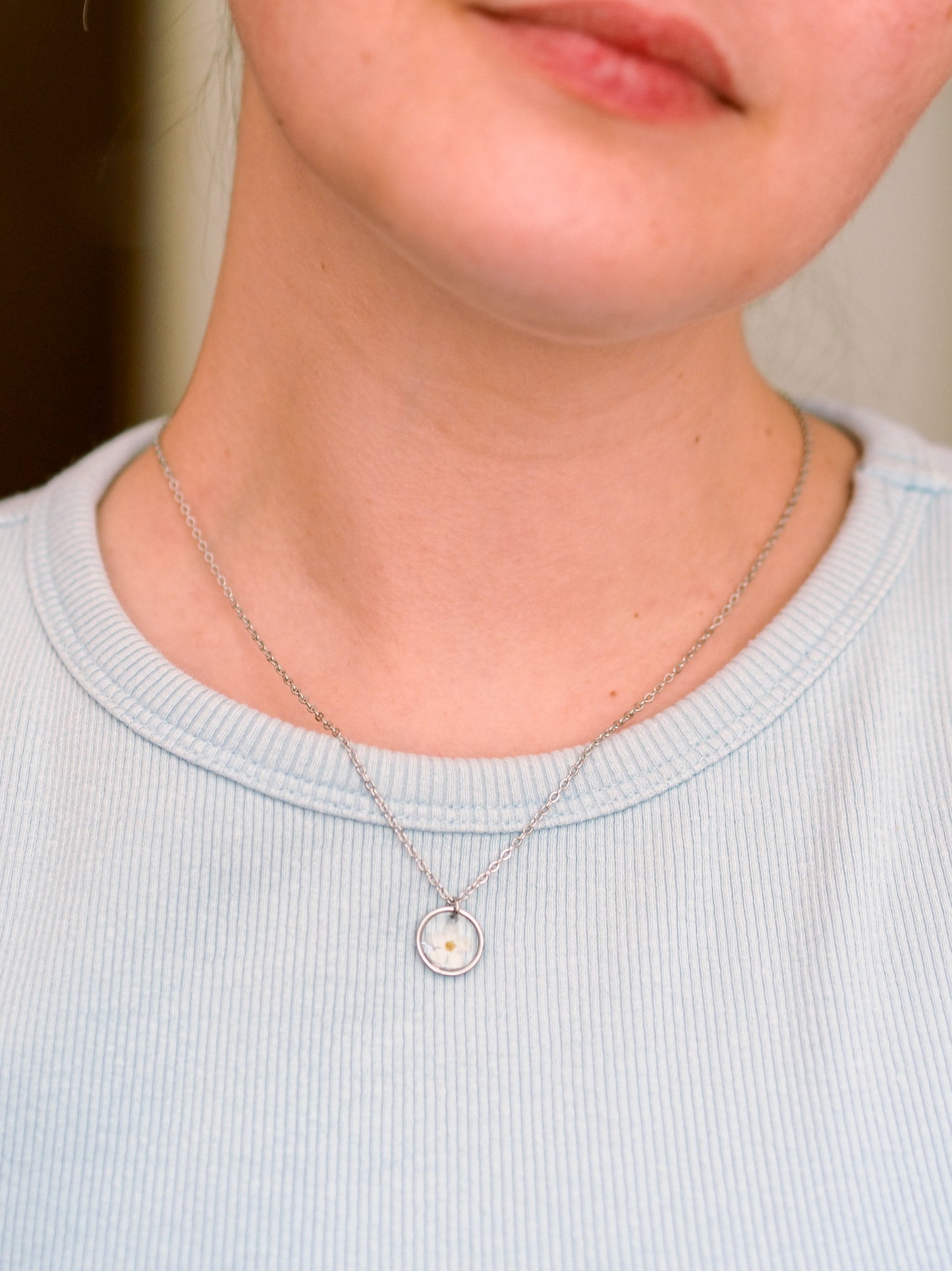 „Forget-Me-Not“ - Halskette mit echten Vergissmeinnicht, Edelstahl