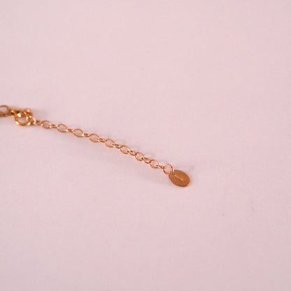 „Ira" - zarte Halskette mit Granat, 14k Goldfilled