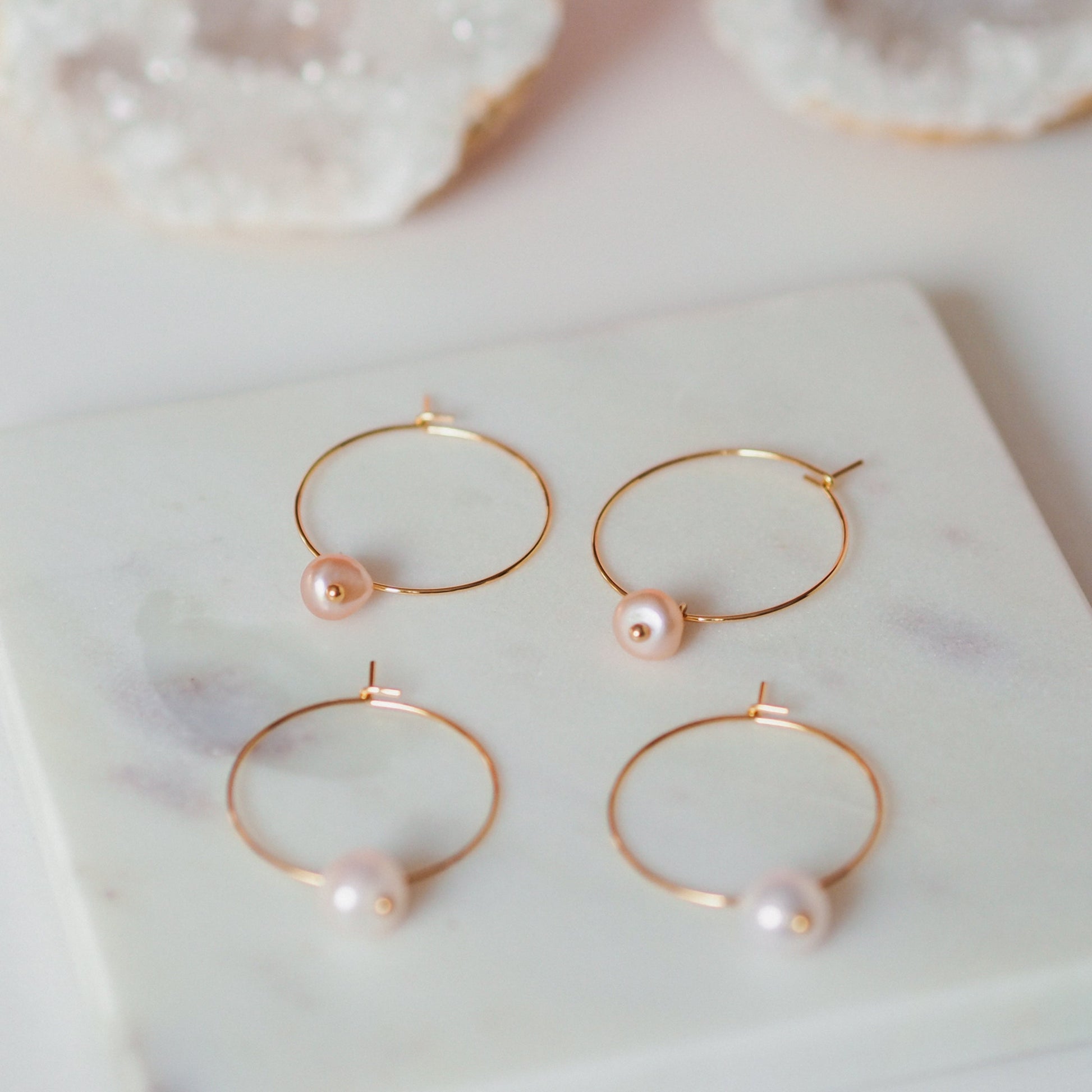 Pia Perlen Creolen Fokus rosefarben